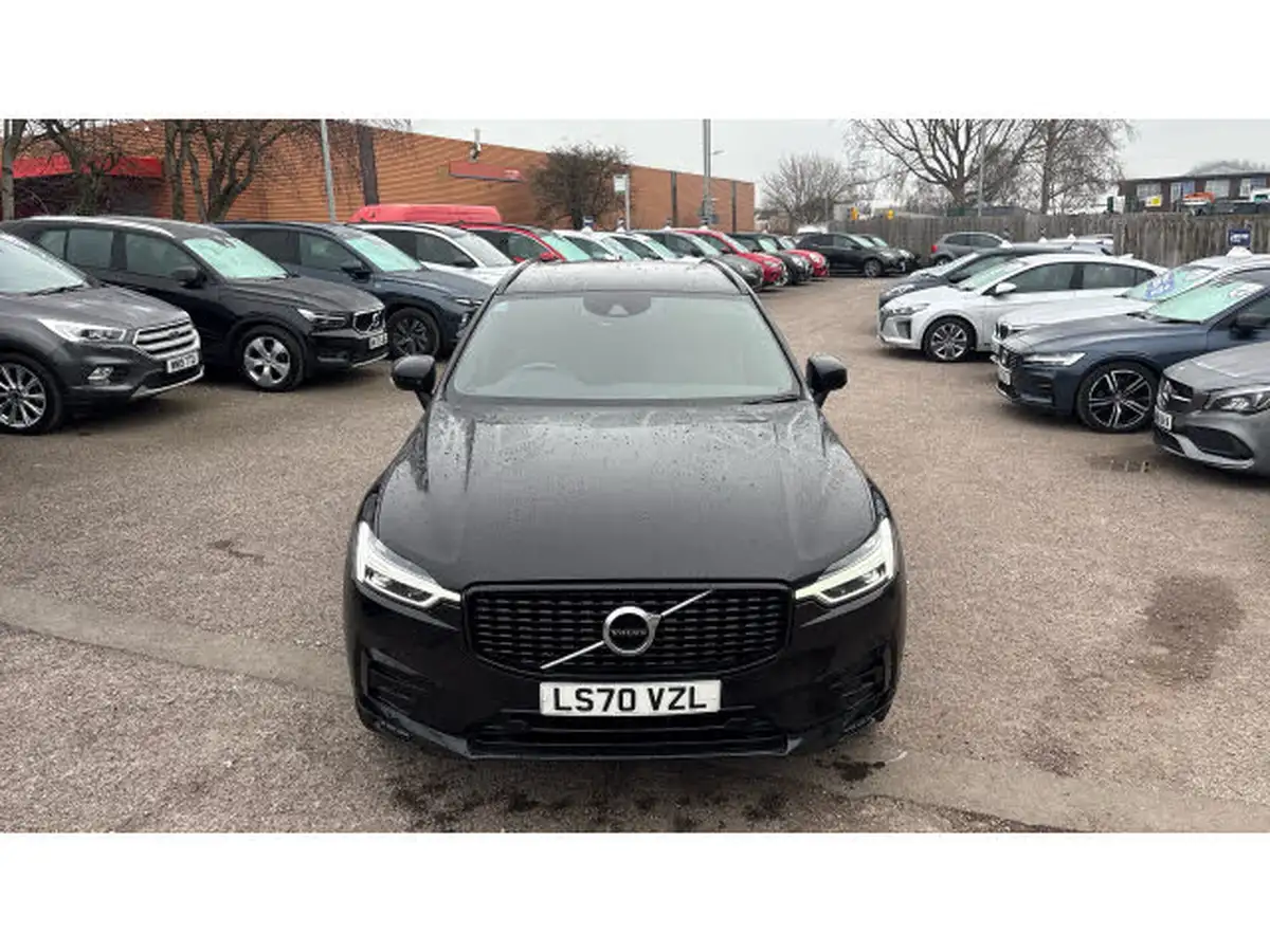 2020-volvo-xc60-20-b5-r-design-big-20