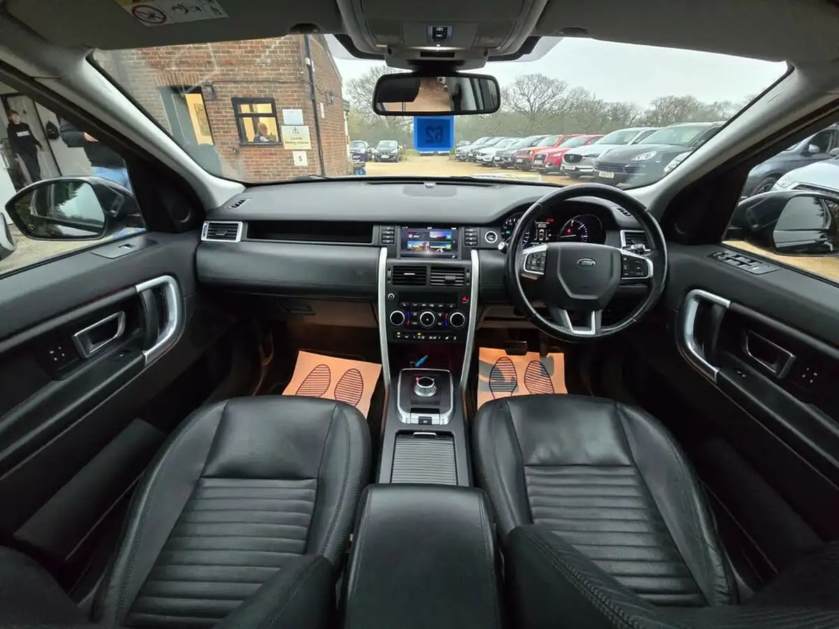 2015-land-rover-discovery-sport-22td-hse-luxury-auto-big-8