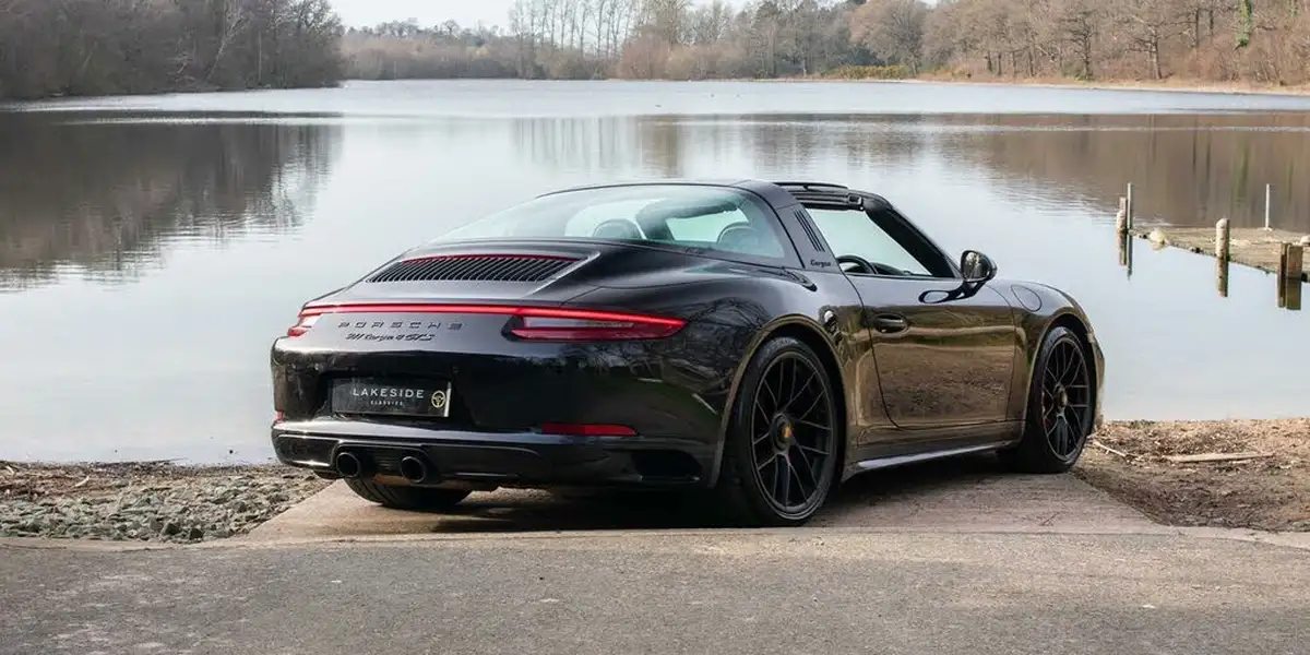 2018-porsche-911-30-targa-4-gts-450bhp-pdk-big-5