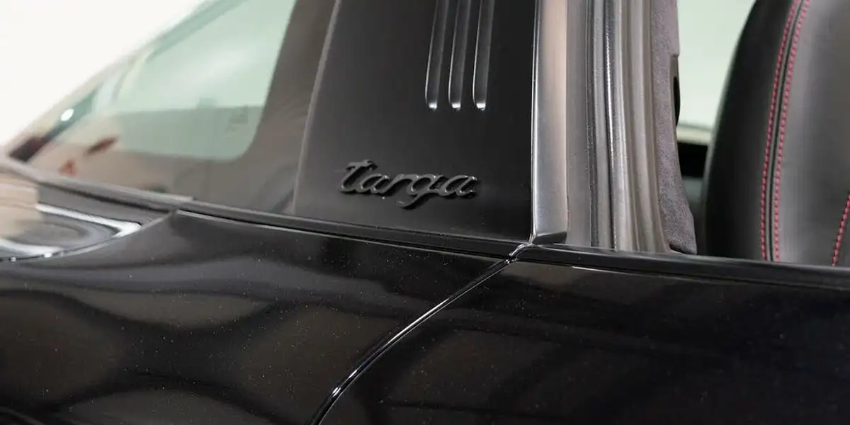 2018-porsche-911-30-targa-4-gts-450bhp-pdk-big-53