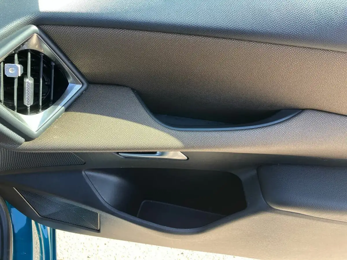2019-ds-ds-3-crossback-12-puretech-prestige-130ps-eat8-big-17