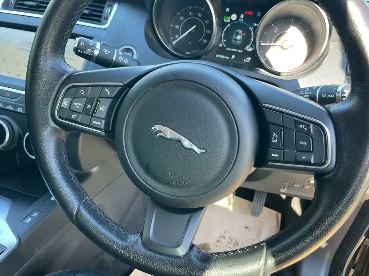 2020-jaguar-e-pace-20-i4d-s-awd-auto-big-20