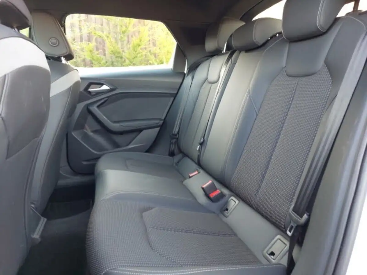 2019-audi-a1-15-35-tfsi-s-line-ss-big-5