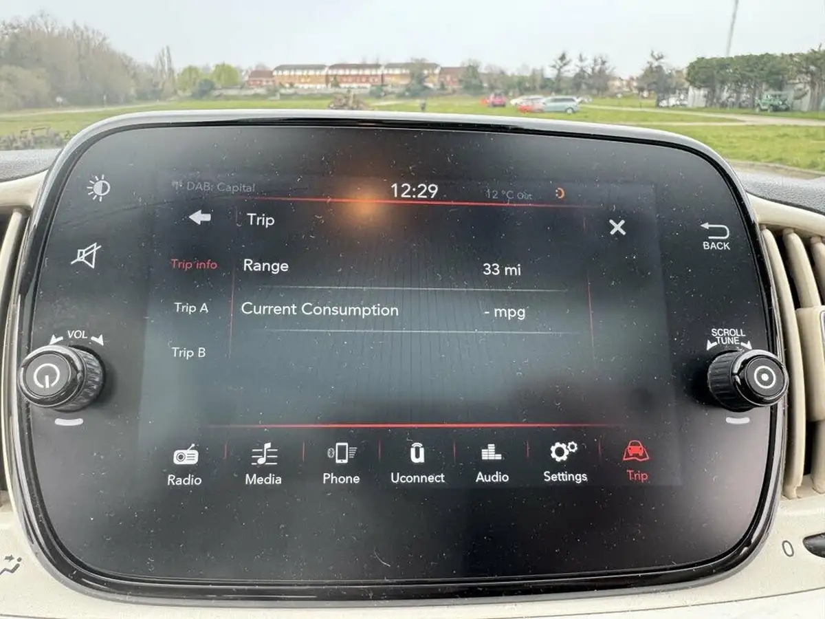 2020-fiat-500-10-lounge-big-45