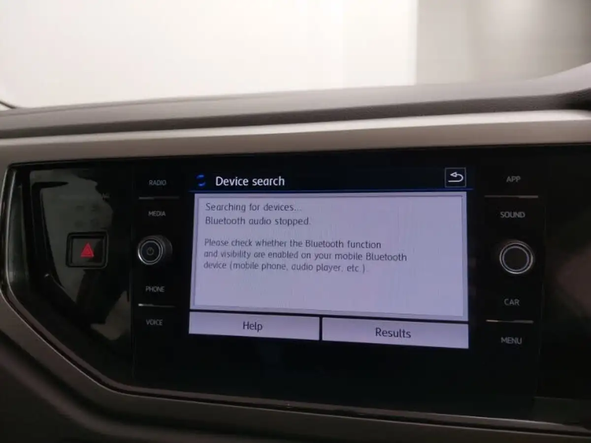 2018-volkswagen-polo-10-se-65ps-big-16