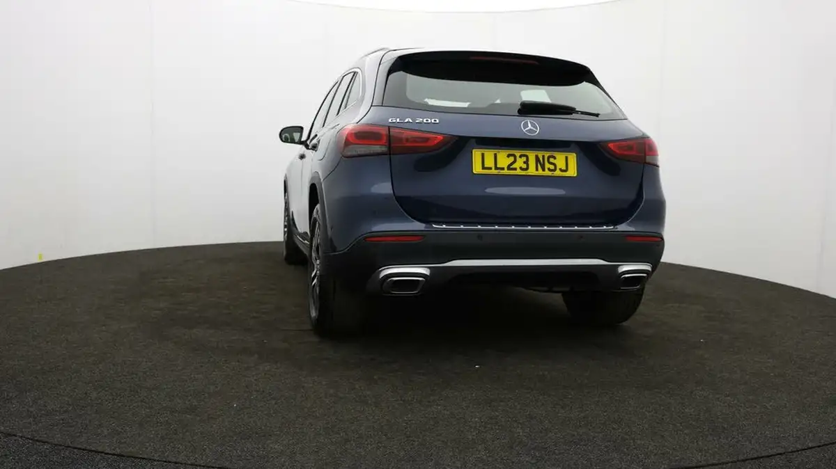 2023-mercedes-benz-gla-class-13-gla-200-sport-executive-station-wagon-big-75