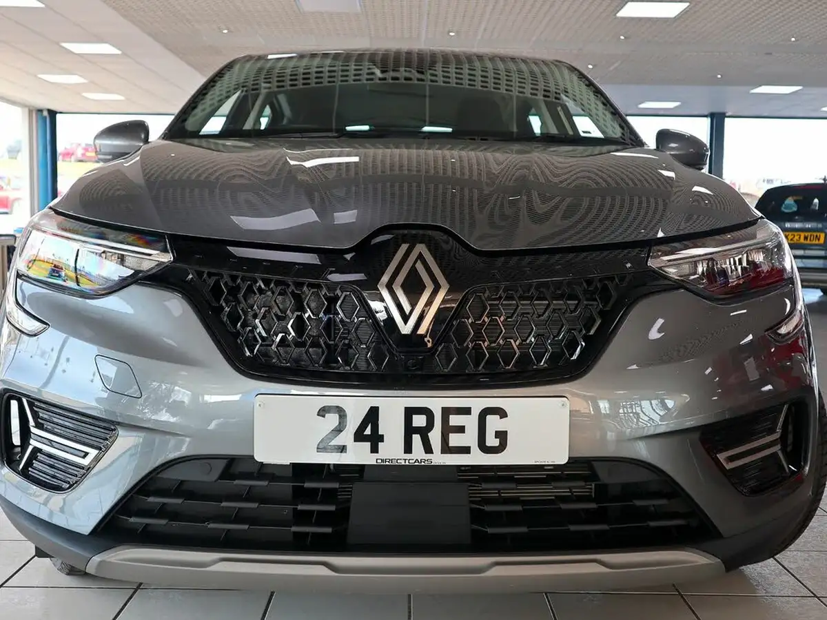 2024-renault-arkana-16-evolution-big-11