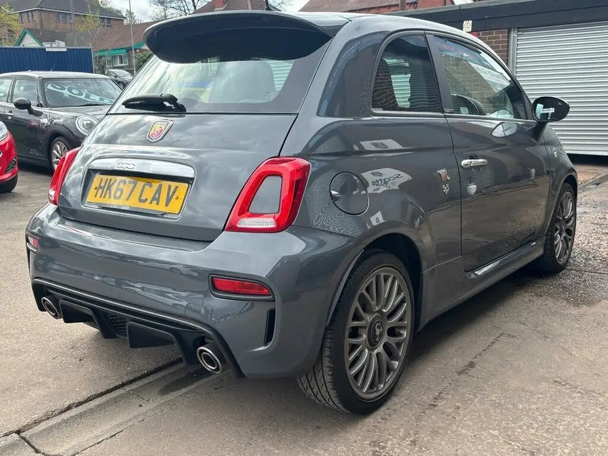 2017-abarth-595-14-tjet-big-4
