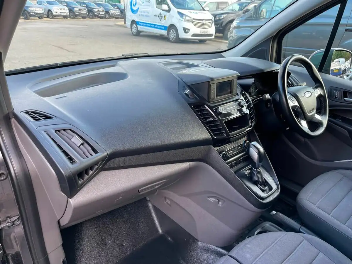 2018-ford-transit-connect-15-ecoblue-l2-240-limited-ss-auto-big-25