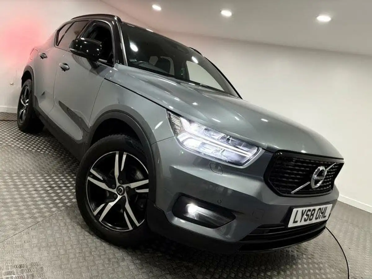 2019-volvo-xc40-20td-d3-r-design-awd-geartronic-big-38