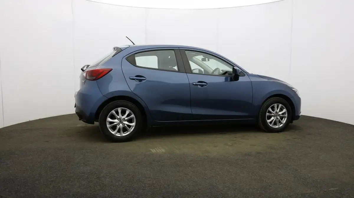 2019-mazda-mazda2-15-se-l-nav-big-45