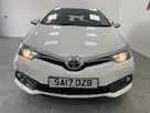 2017-toyota-auris-16d-icon-tss-hatchback-small-7