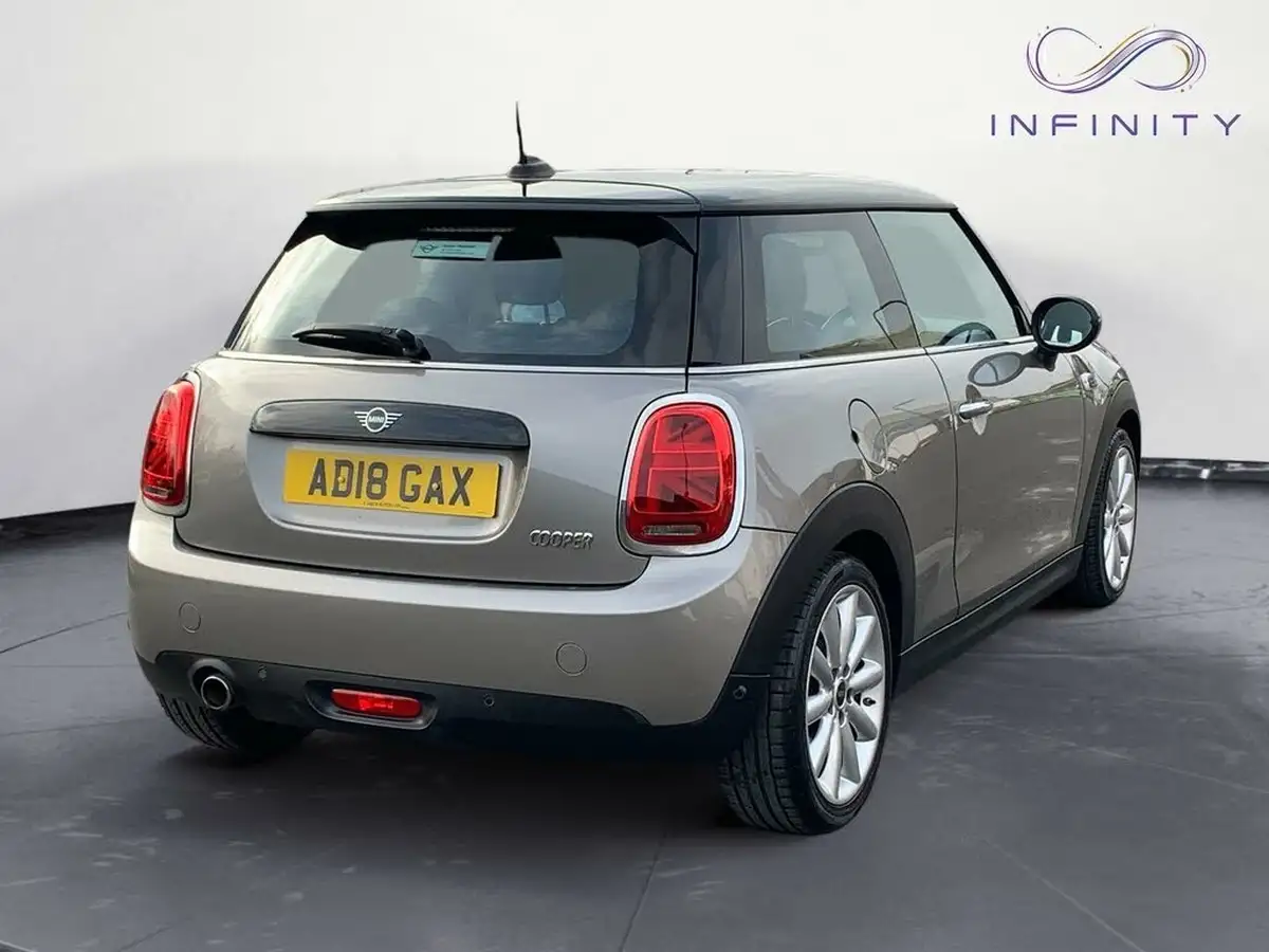 2018-mini-cooper-15-cooper-series-ii-ss-hatchback-3d-big-6