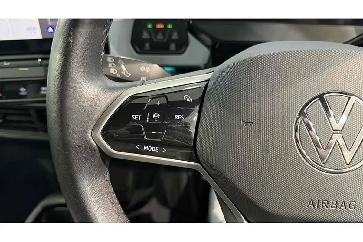 2022-volkswagen-id3-e-family-145ps-big-25