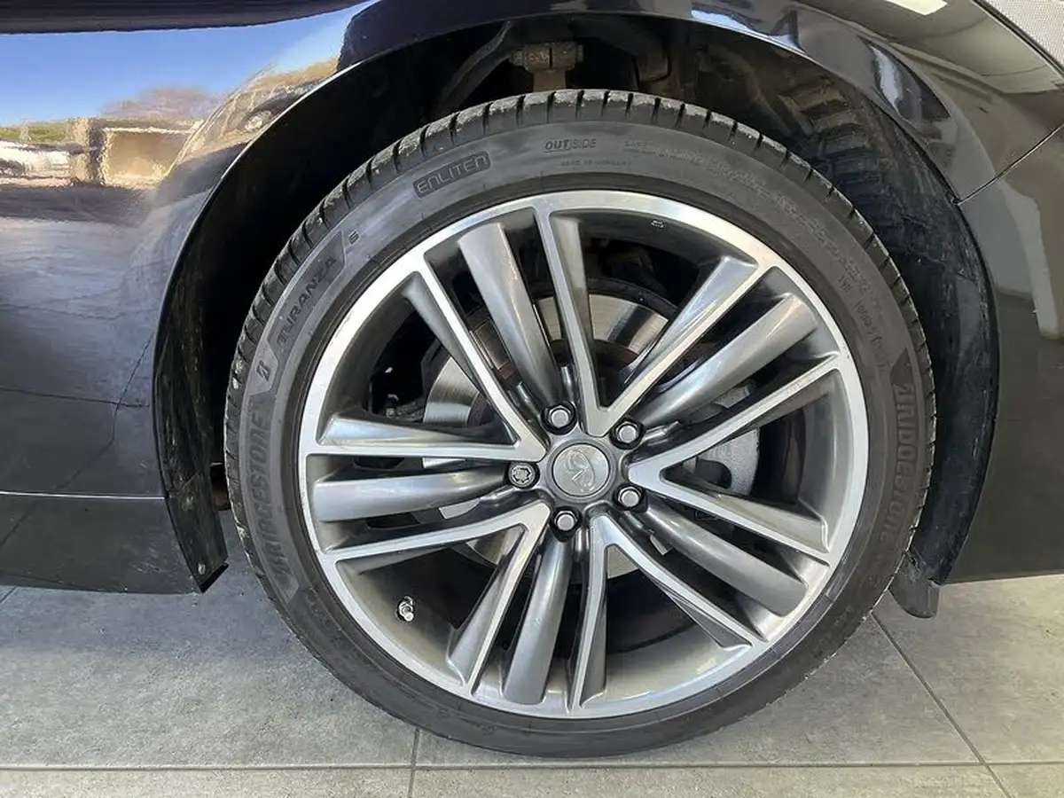 2016-infiniti-q50-20-sport-big-22