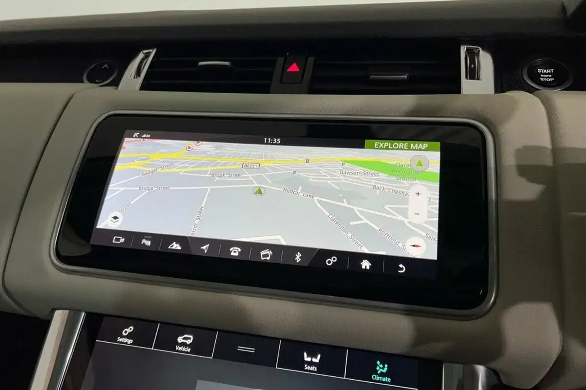 2021-land-rover-range-rover-sport-20-p400e-hse-silver-big-26