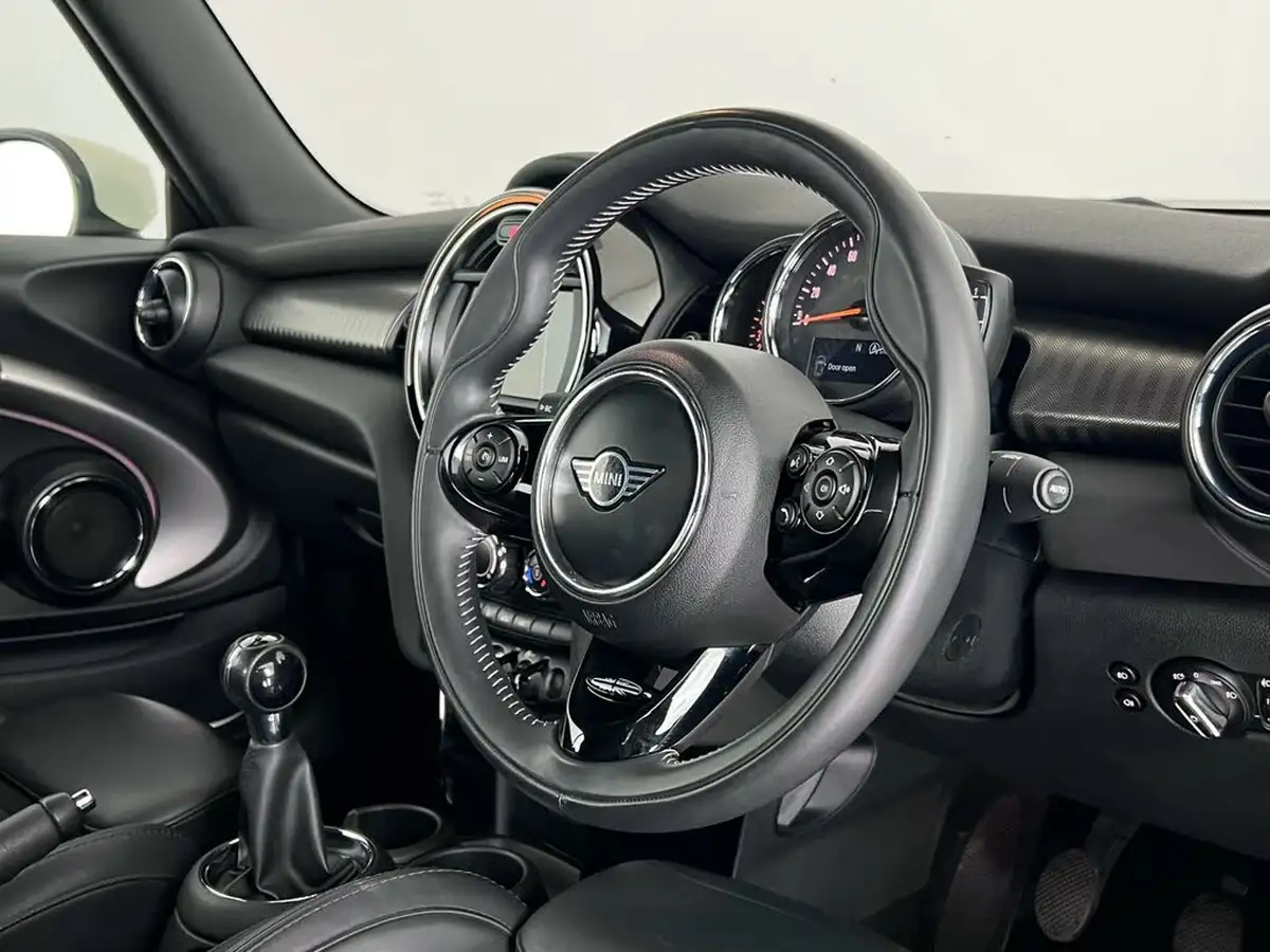 2019-mini-cooper-20-cooper-s-exclusive-189bhp-convertible-2d-big-16