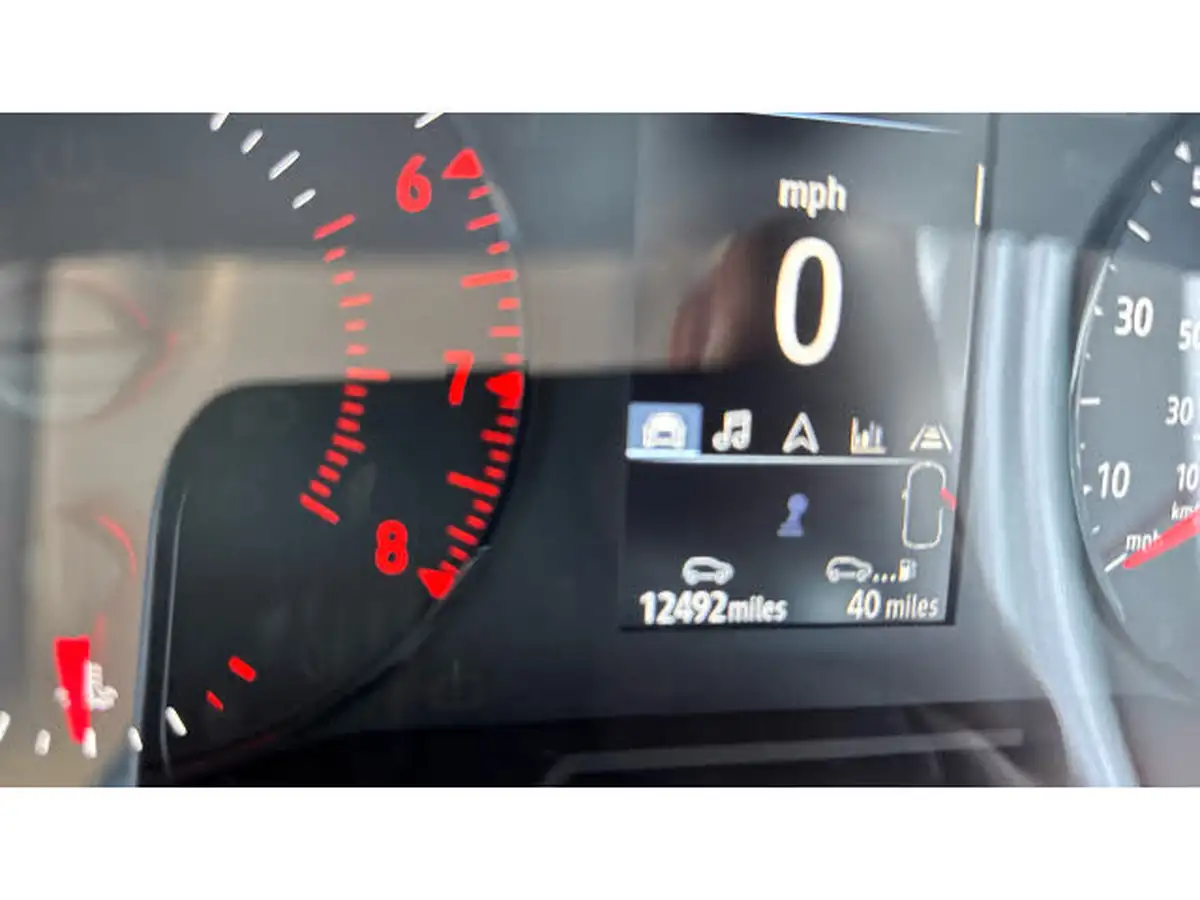 2021-renault-clio-10-tce-iconic-90ps-big-40