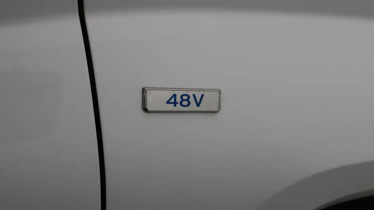 2022-hyundai-tucson-16-t-gdi-ultimate-150ps-48-volt-mhev-dct-big-24