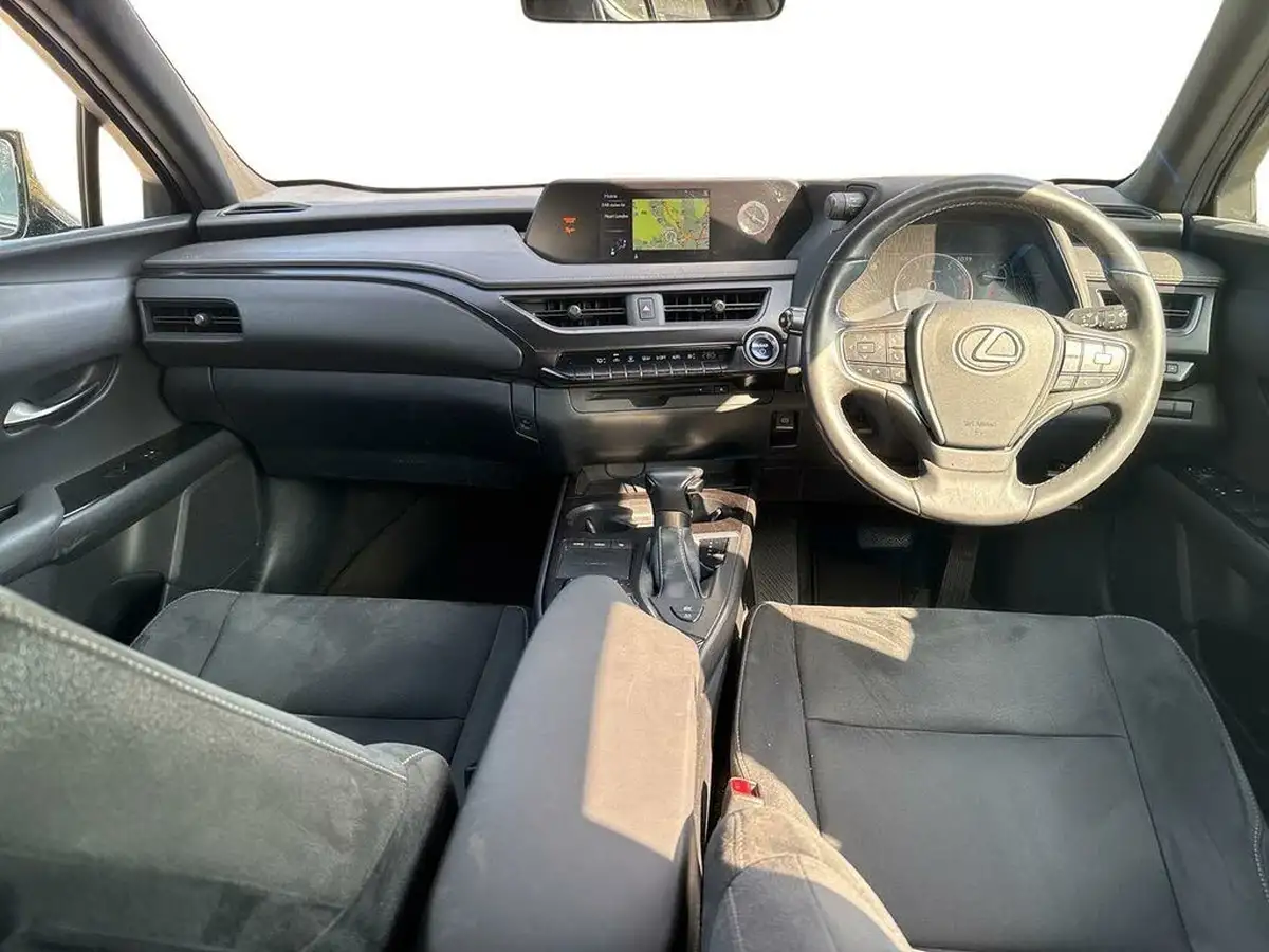 2020-lexus-ux-250h-20-ux-premium-pack-with-navigation-big-10