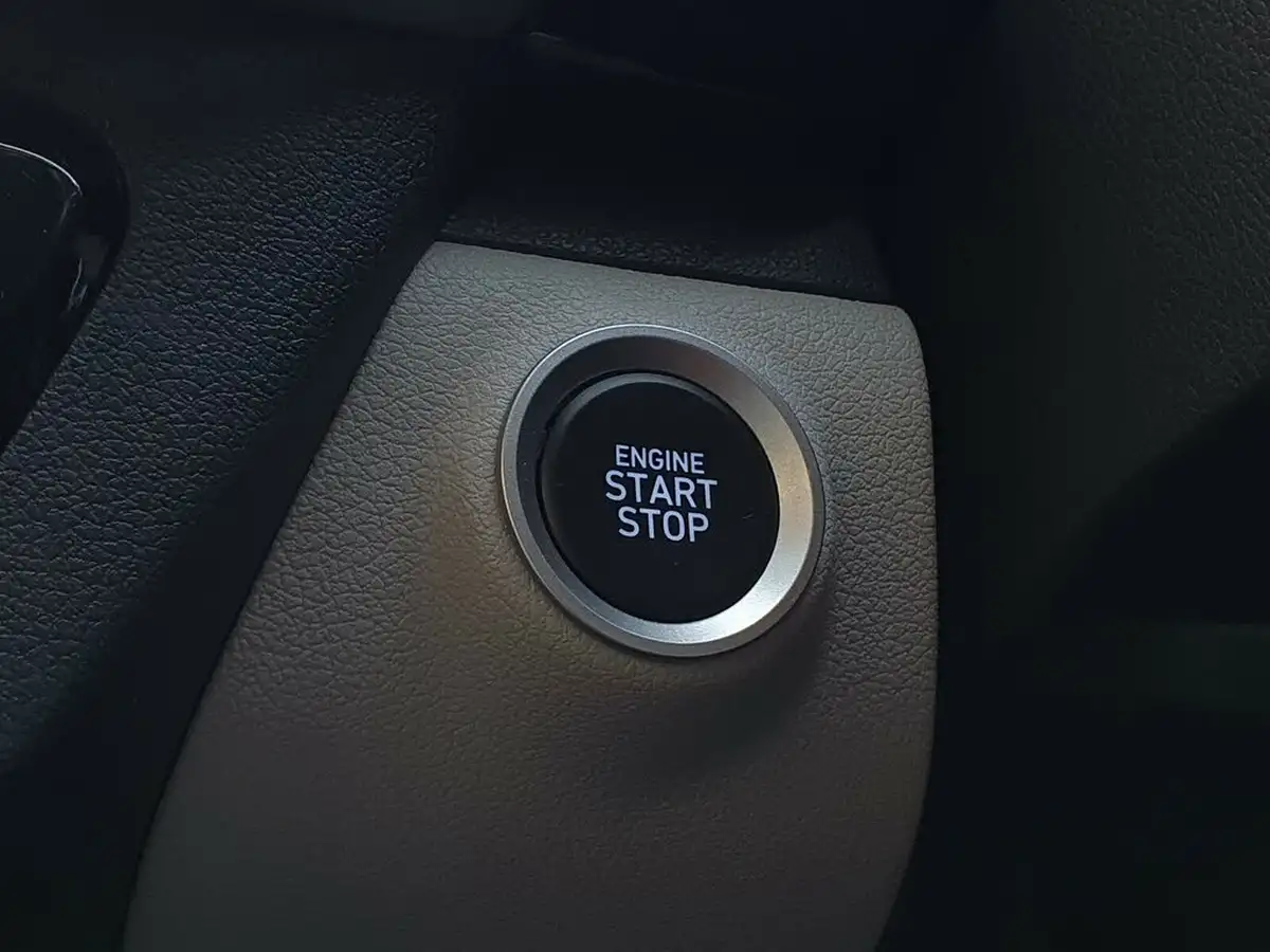 2023-hyundai-i10-10-premium-big-18