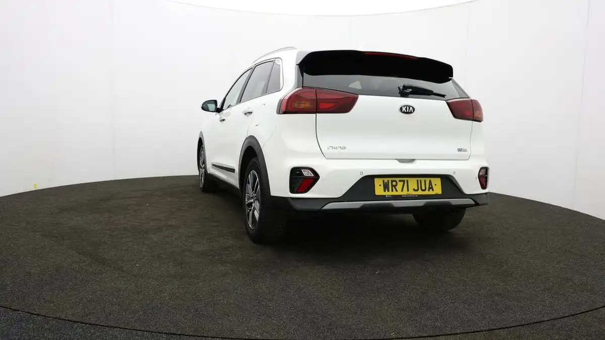2021-kia-niro-16-gdi-phev-2-big-23