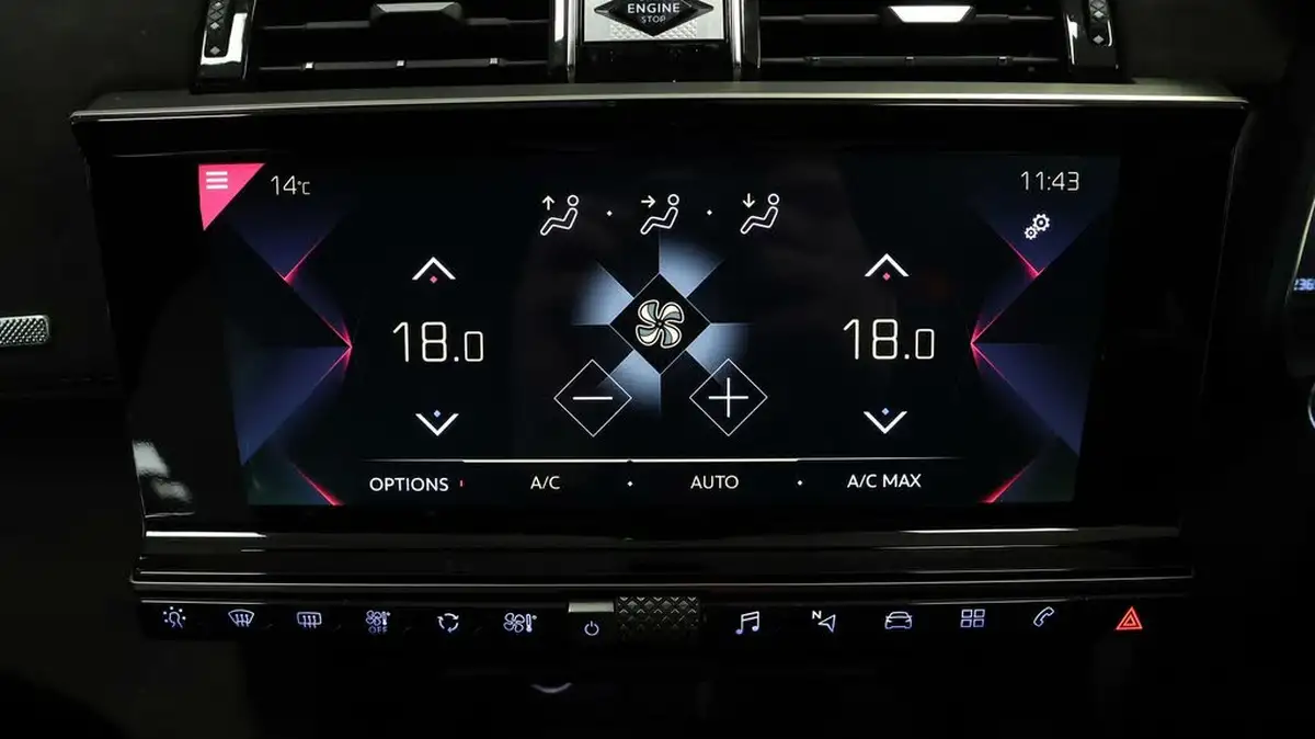 2020-ds-ds-7-crossback-16-puretech-performance-line-180ps-big-11