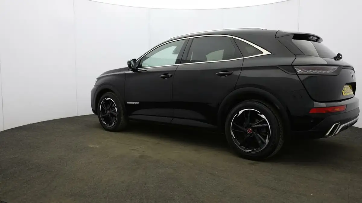 2020-ds-ds-7-crossback-16-puretech-performance-line-180ps-big-57