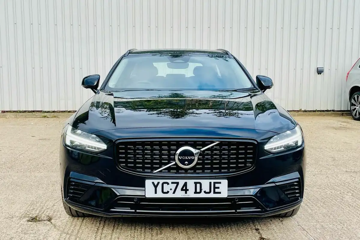 2024-volvo-v90-20-t6-plus-345bhp-dark-big-21