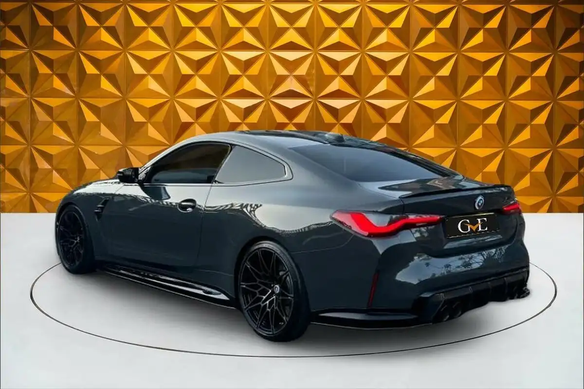 2021-bmw-4-series-30-m4-competition-coupe-big-3