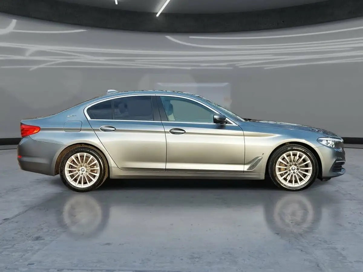 2019-bmw-5-series-20-530e-se-auto-big-6