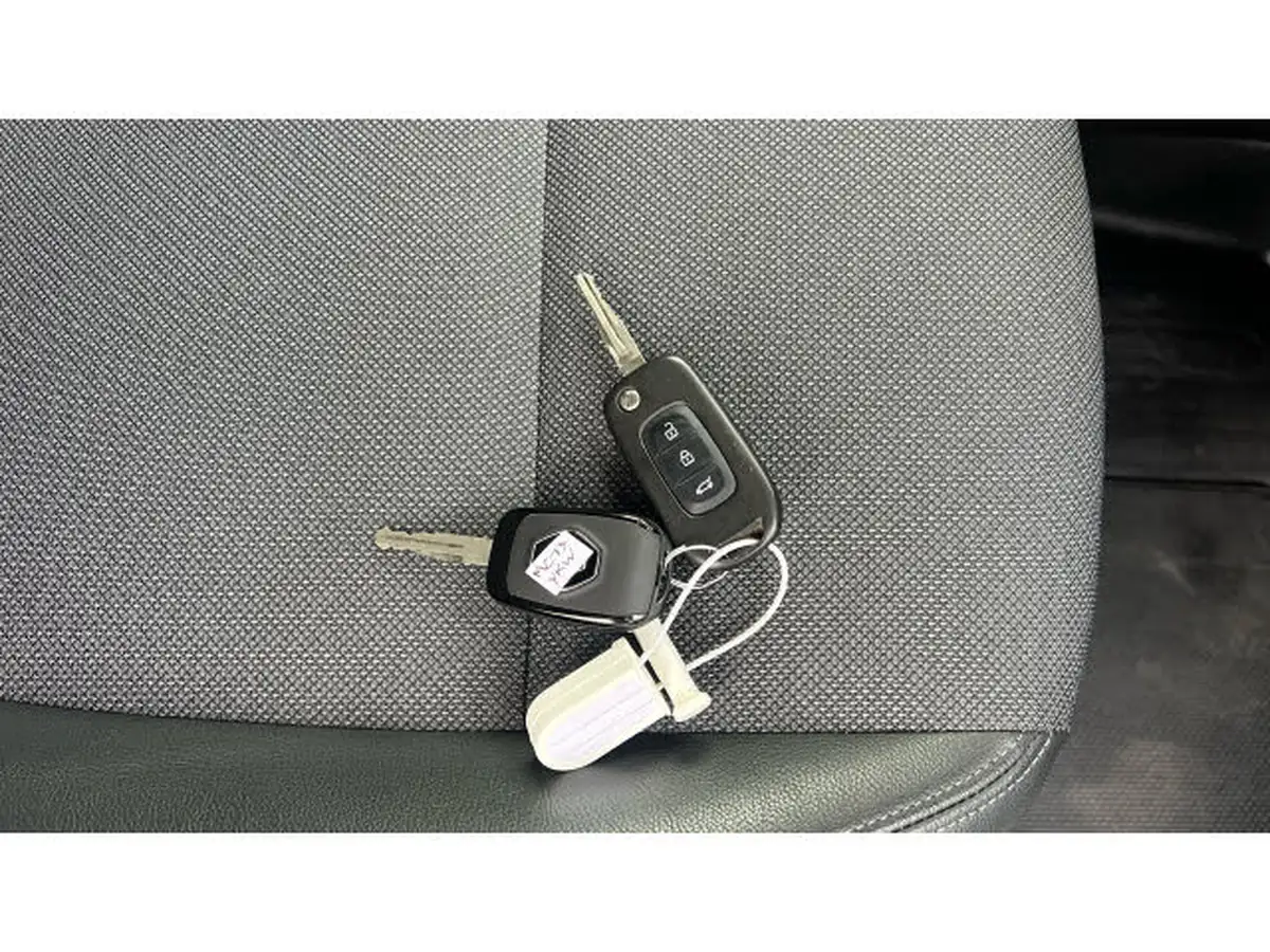 2023-renault-kangoo-15dci-ml19-95-advance-big-19