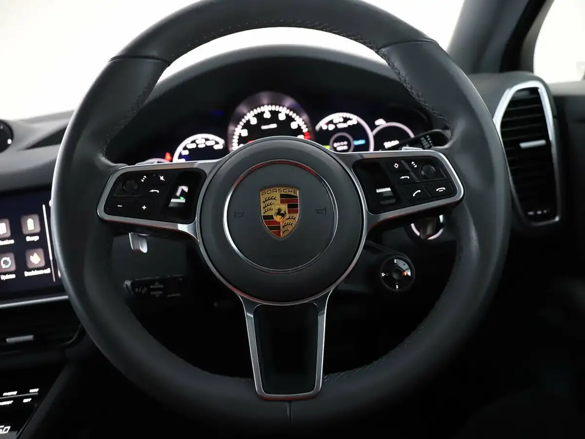 2022-porsche-cayenne-30-v6-e-hybrid-platinum-edition-340ps-coupe-big-51
