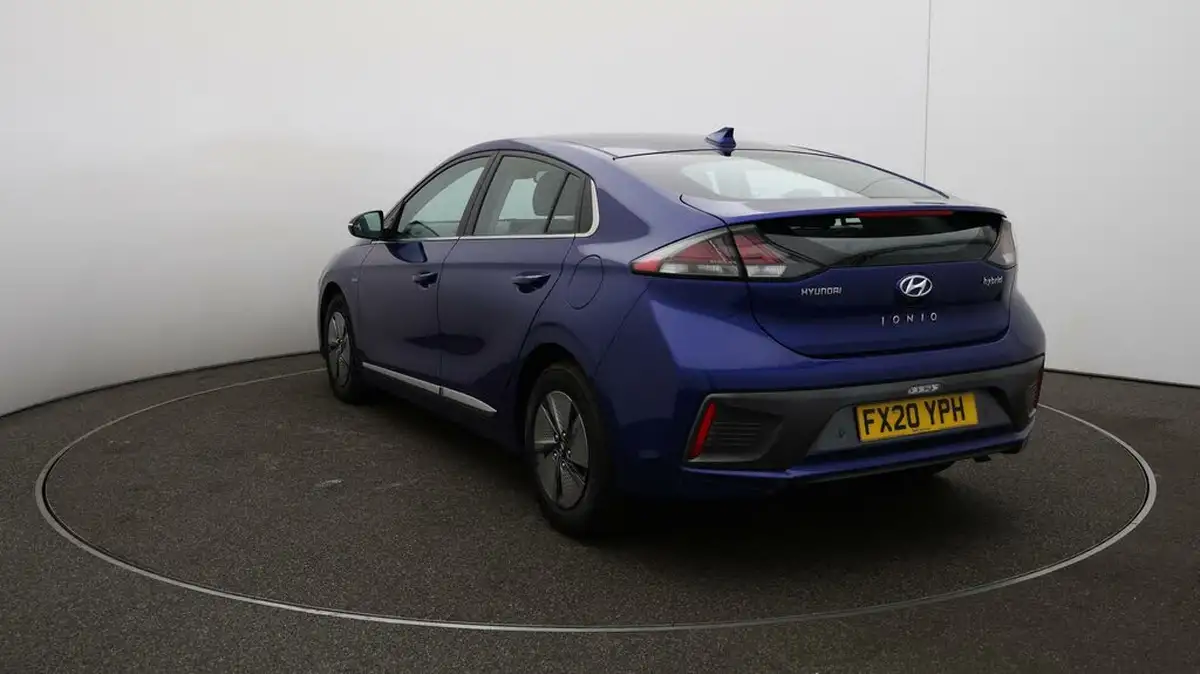 2020-hyundai-ioniq-16-gdi-premium-hybrid-big-55