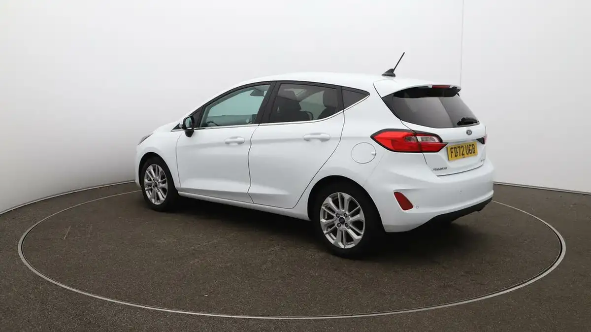 2023-ford-fiesta-10t-titanium-125ps-hybrid-mhev-big-5