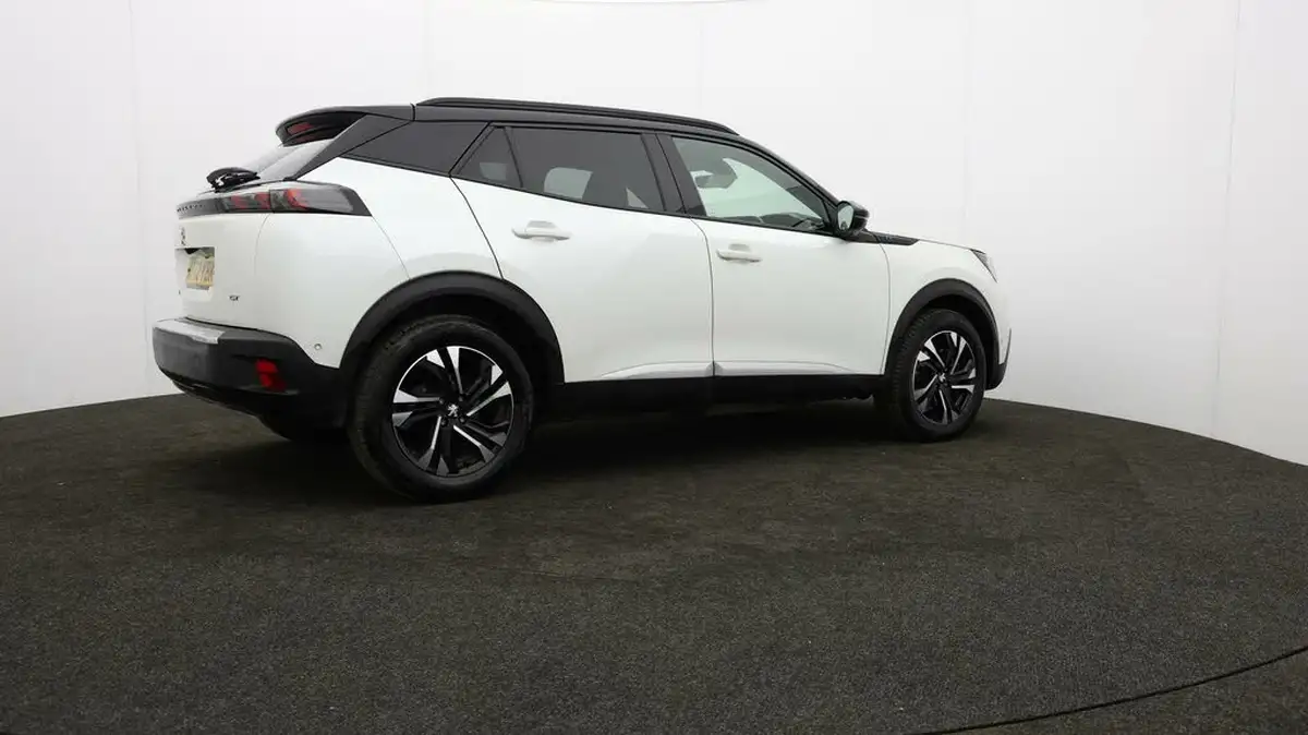2021-peugeot-2008-suv-e-gt-big-26