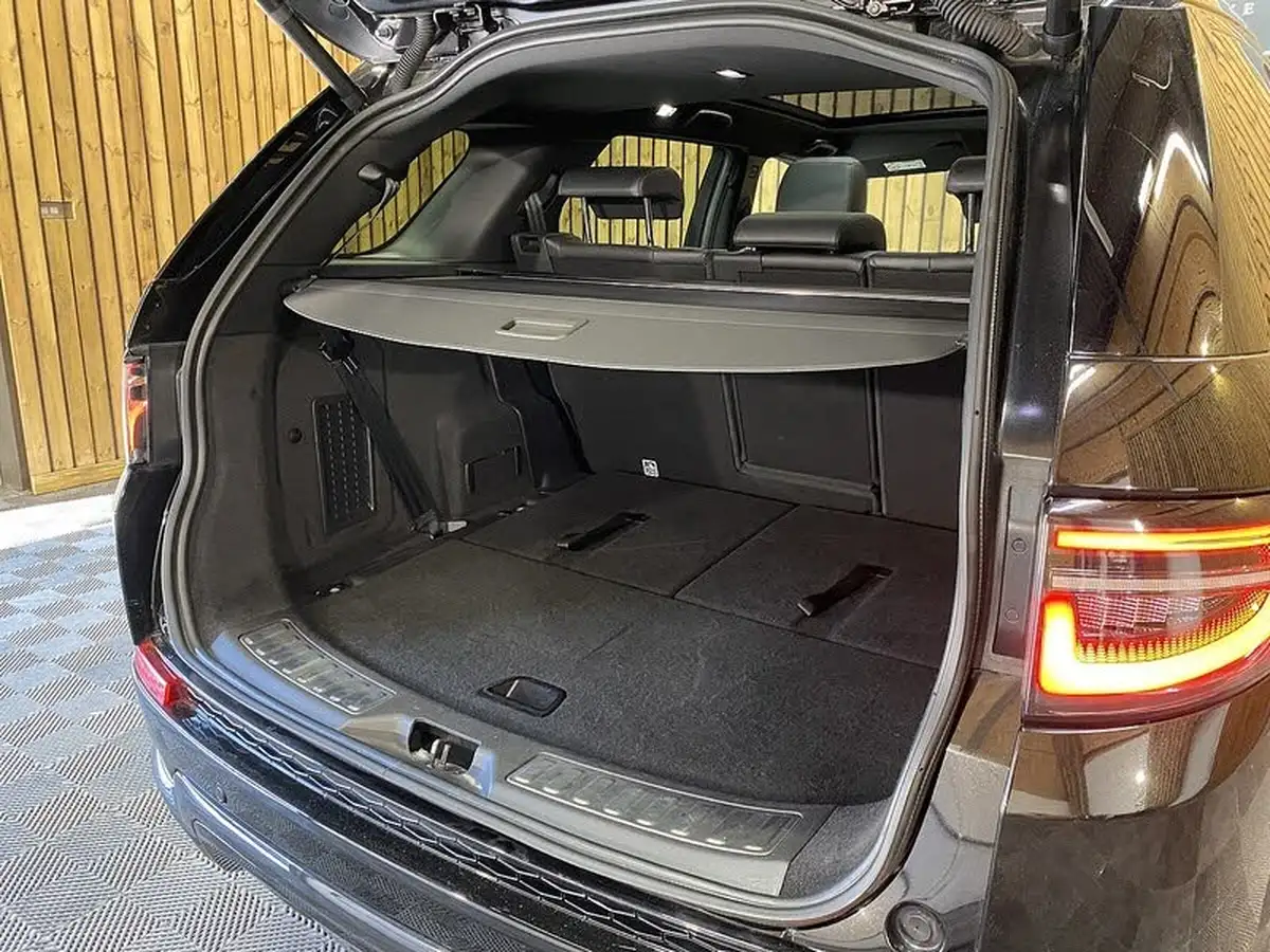 2020-land-rover-discovery-sport-20-d180-r-dynamic-hse-big-14