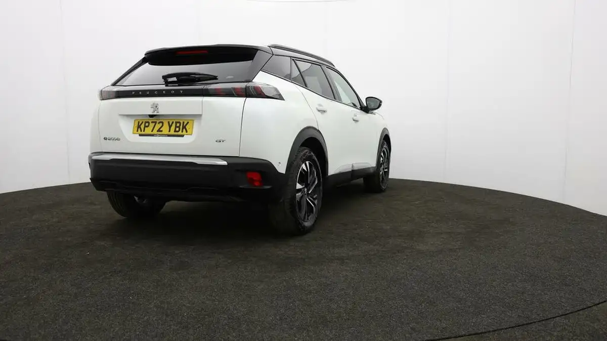 2021-peugeot-2008-suv-e-gt-big-74