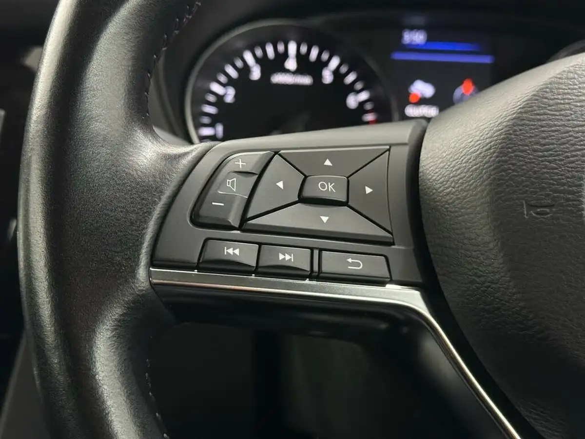 2019-nissan-qashqai-13-dig-t-tekna-140ps-big-12