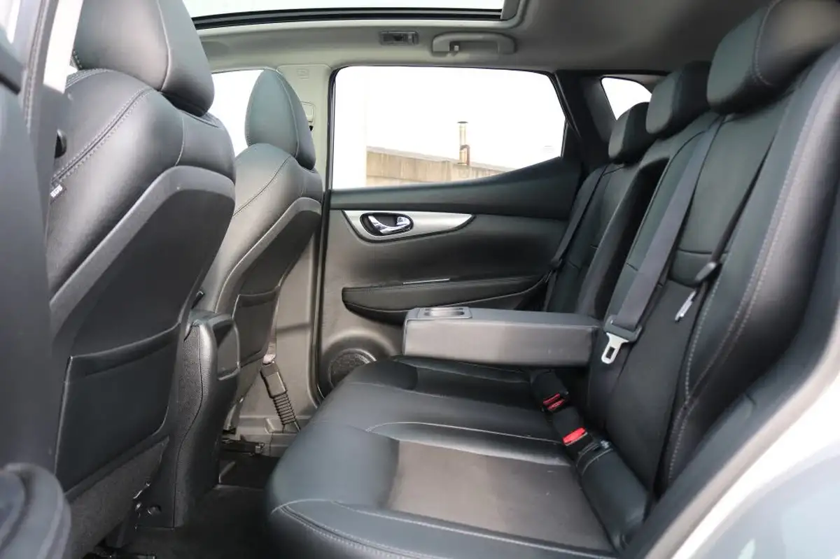 2019-nissan-qashqai-13-dig-t-tekna-140ps-big-16