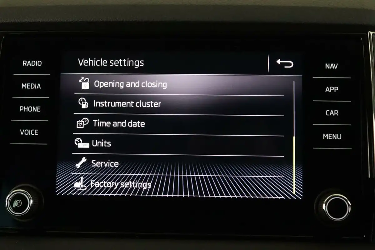 2020-skoda-karoq-10-tsi-se-l-115ps-big-33