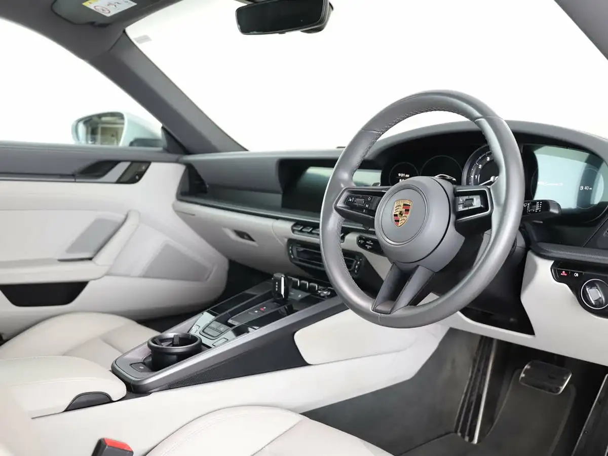 2019-porsche-911-30-carrera-s-450ps-coupe-pdk-big-8