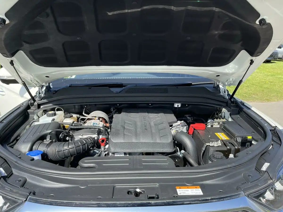 2025-kgm-ssangyong-rexton-22td-k40-big-10