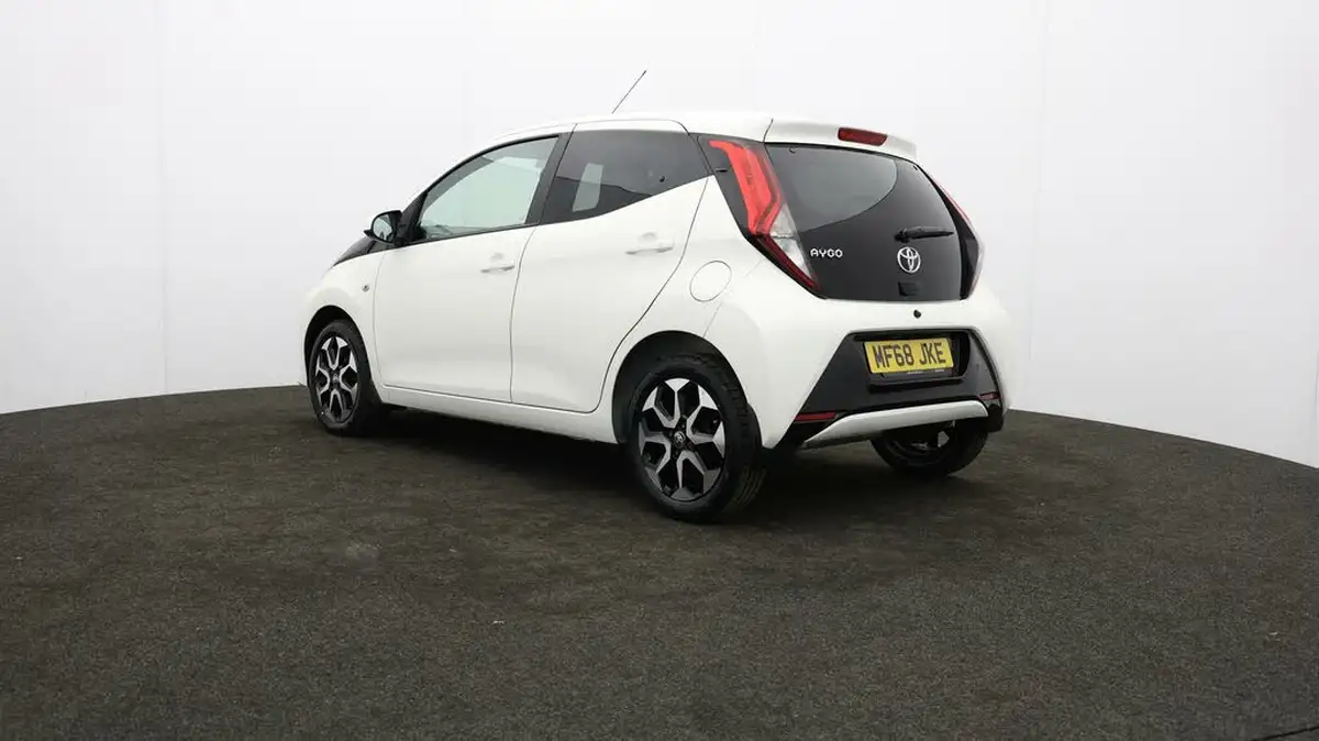 2018-toyota-aygo-10-vvt-i-x-plore-big-68