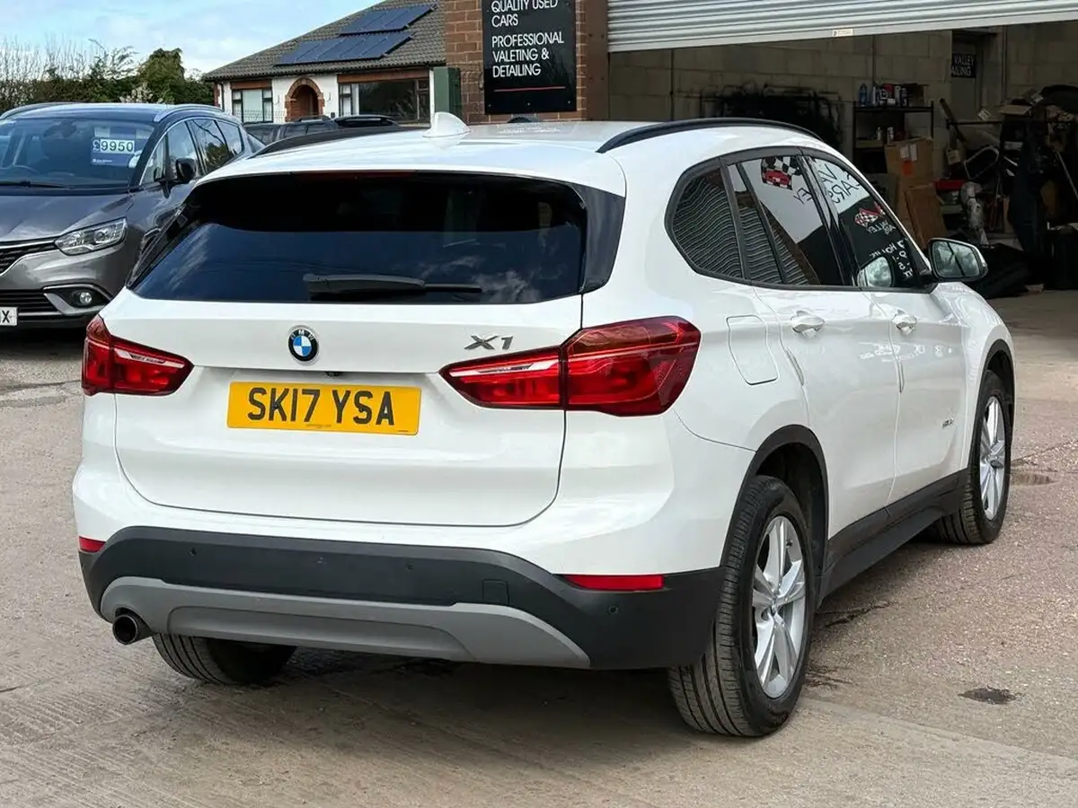2017-bmw-x1-20td-xdrive18d-se-big-76