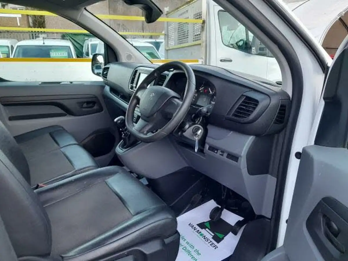 2021-peugeot-expert-20-bluehdi-professional-long-1400-eu6dt-panel-big-23