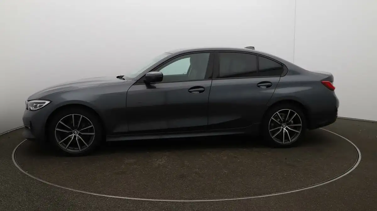 2020-bmw-3-series-big-56