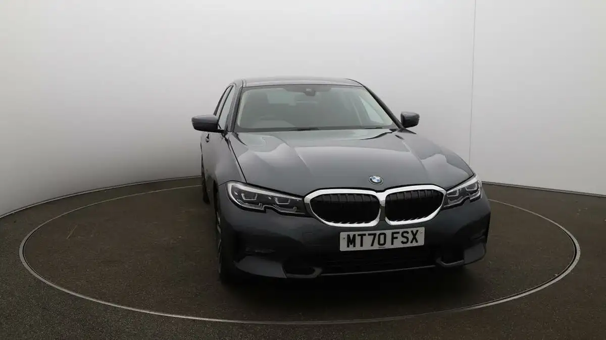 2020-bmw-3-series-big-32