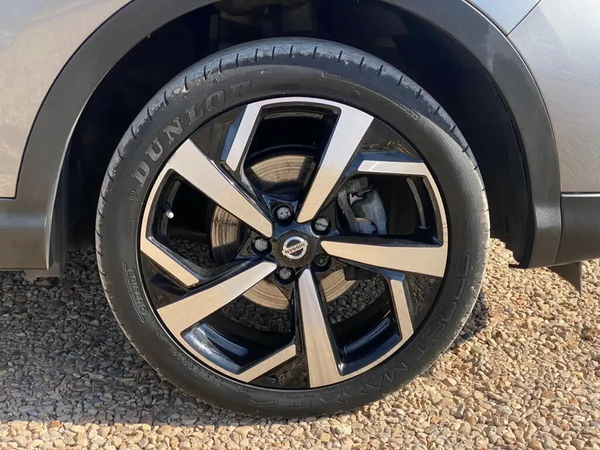 2020-nissan-qashqai-13-dig-t-n-motion-140ps-big-14