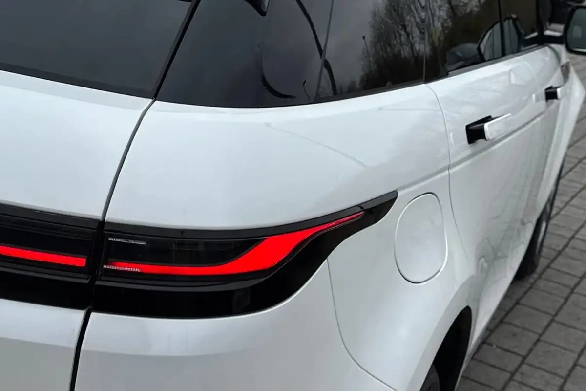 2024-land-rover-range-rover-evoque-20-d165-s-awd-auto-big-30